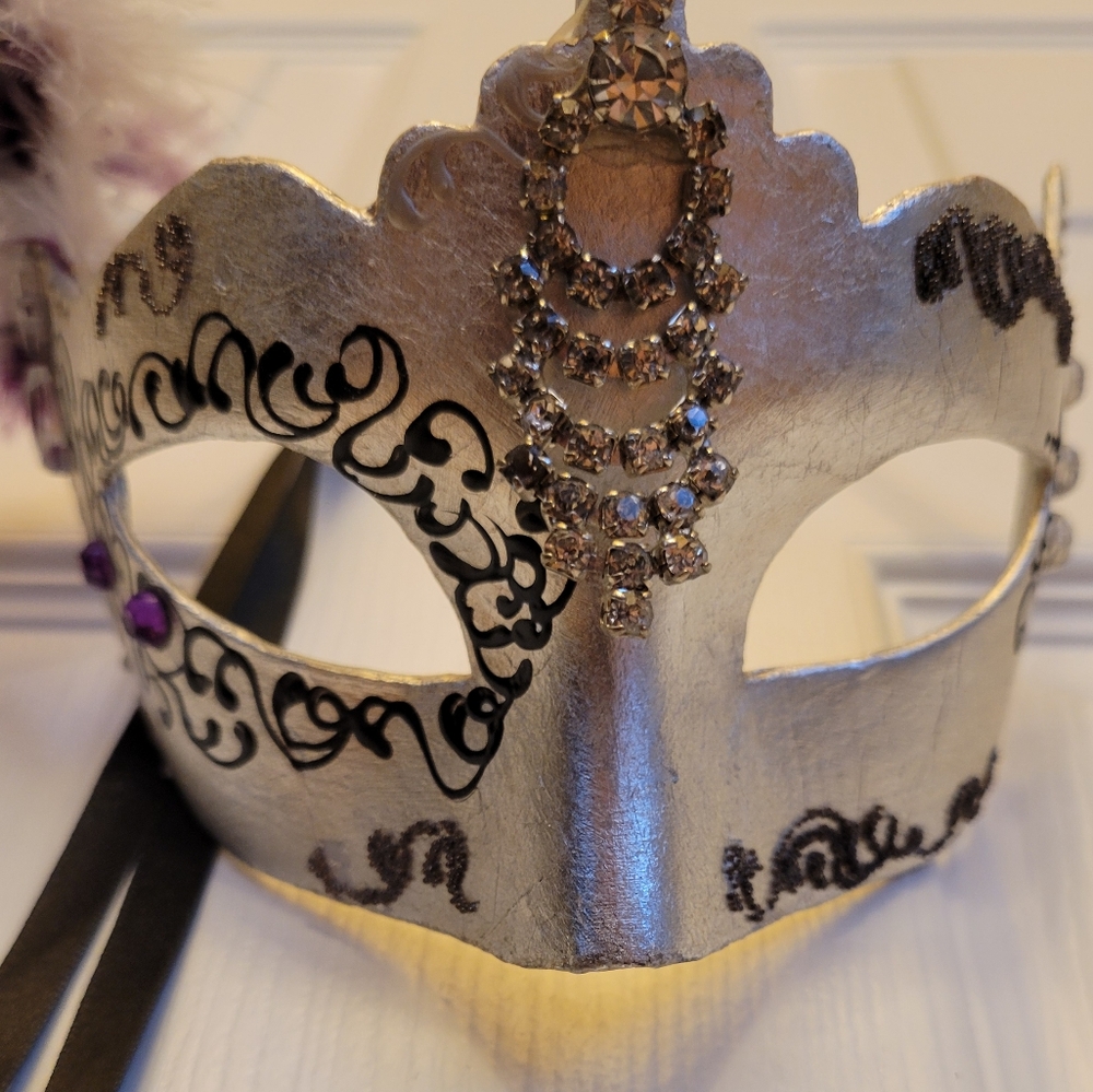 Venician Silver & Black Patina Half Mask w/Rhinestones, Gems & Feather Accents